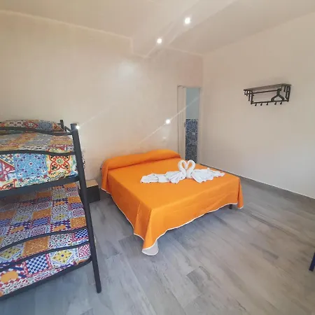 Guest house Vulcano: La Porta Delle Eolie