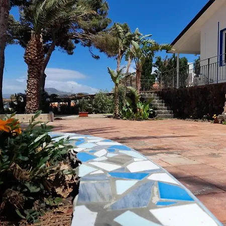 Vulcano: La Porta Delle Eolie Guest house *