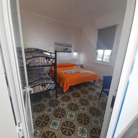 Vulcano: La Porta Delle Eolie Guest house *